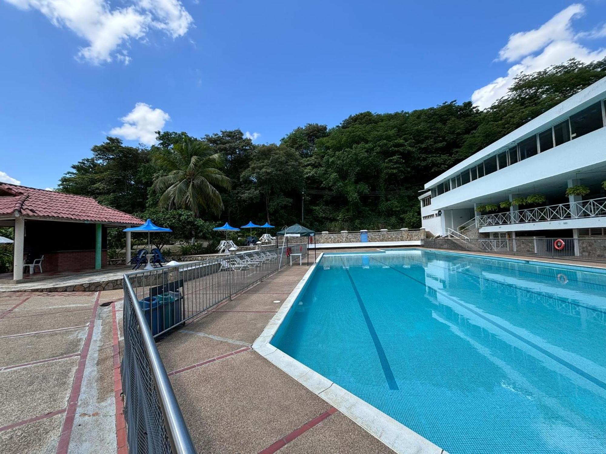 Hotel Mirador Del Sumapaz - Comfacundi メルガル エクステリア 写真